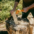 Topor de camping Fiskars X13